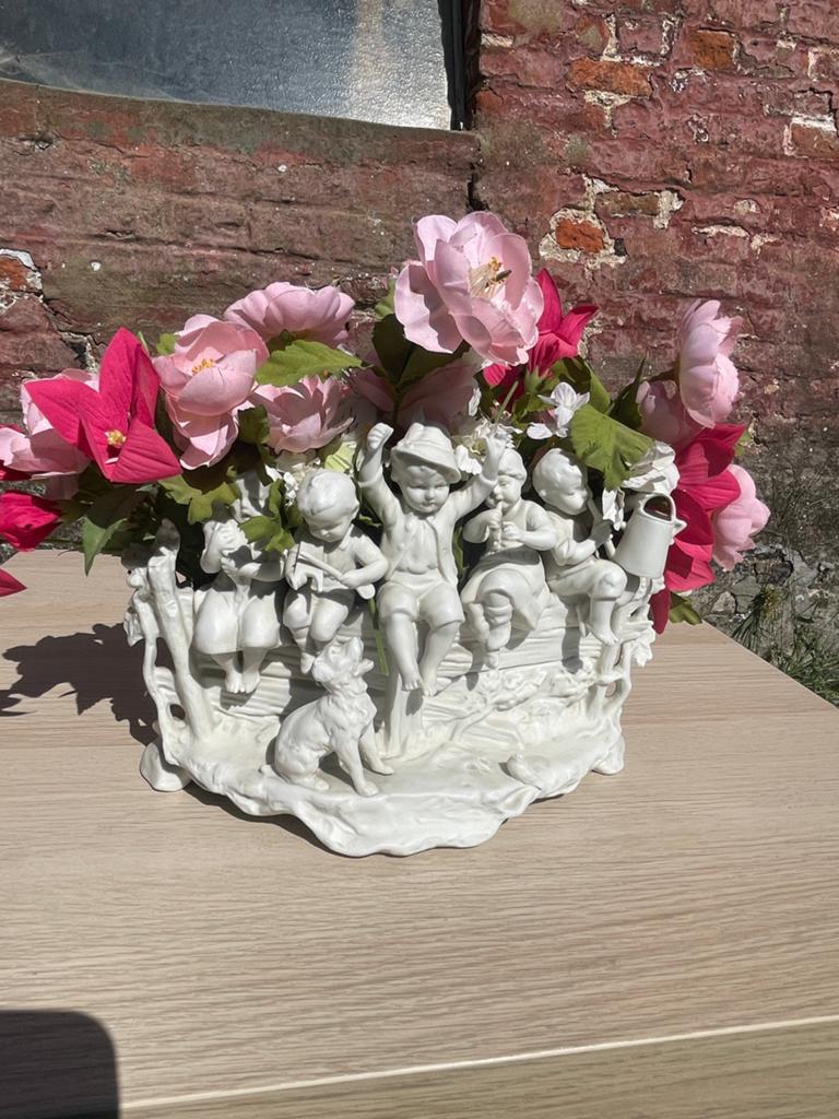 Vintage porseleinen bloemen decoreerstuk, Enlèvement ou Envoi, Comme neuf