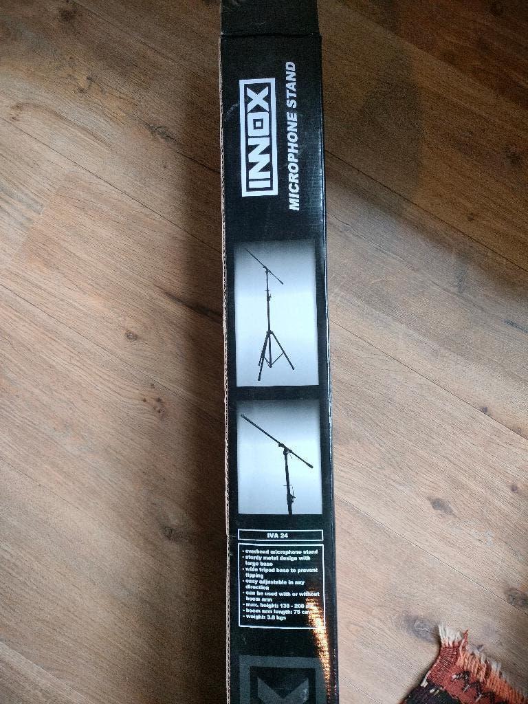 Microfoonstandaard IVA 24, Musique & Instruments, Pieds, Enlèvement, Comme neuf, Pied pour instrument, Micro