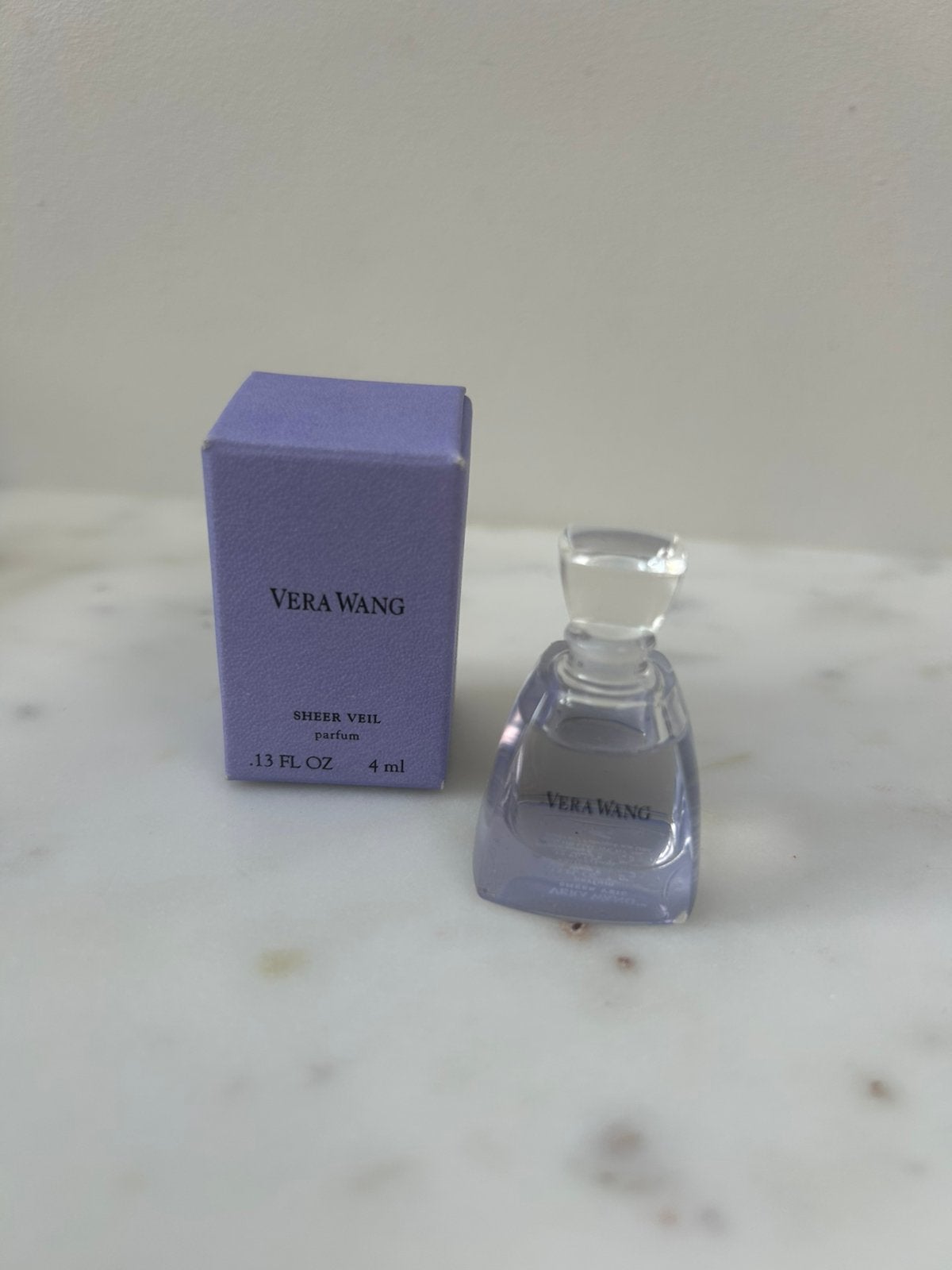 Vera Wang Sheer Veil Eau de Parfum Miniatuur (4ml), Ophalen of Verzenden, Zo goed als nieuw, Miniatuur