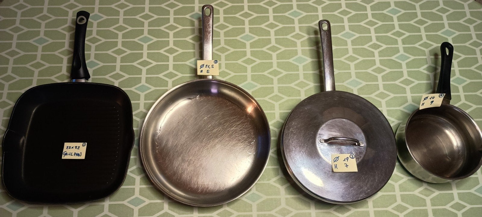 kwalitatieve pannen en potten, Huis en Inrichting, Ophalen, Inox, Gebruikt, Met deksel