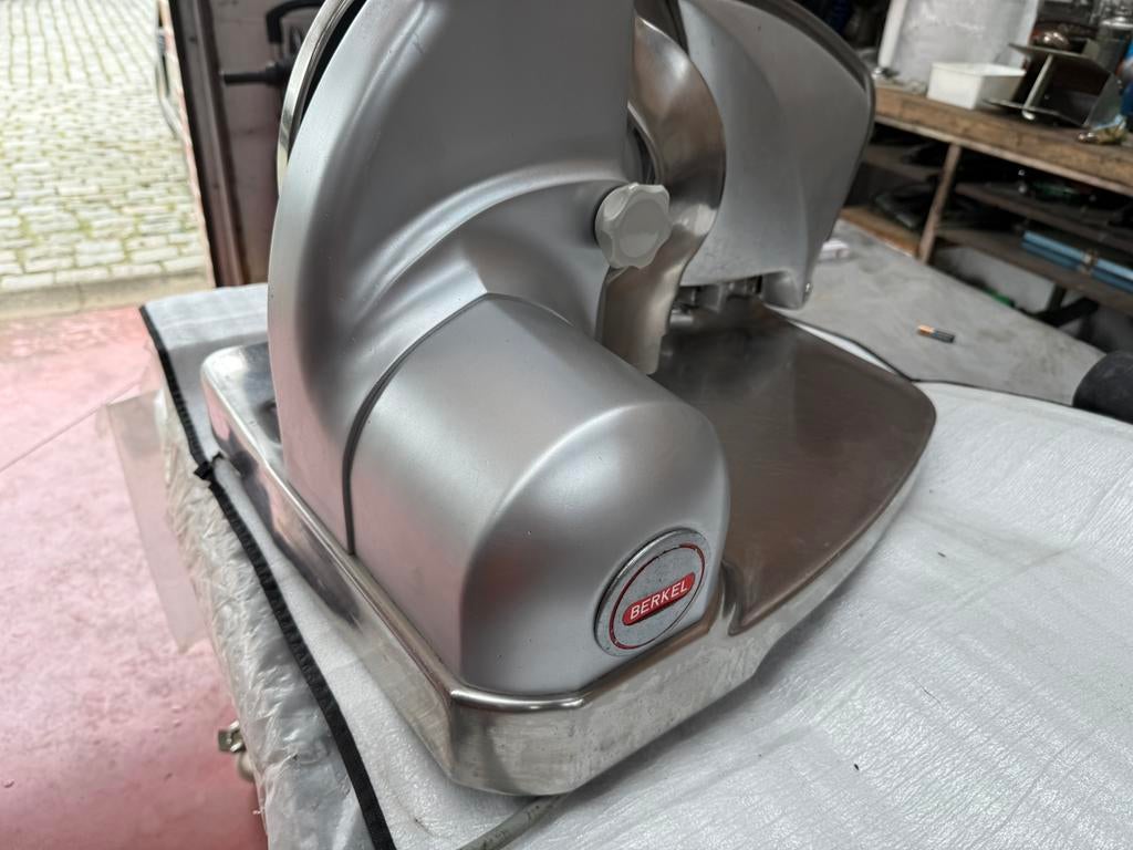 Berkel snijmachine type 834, Enlèvement