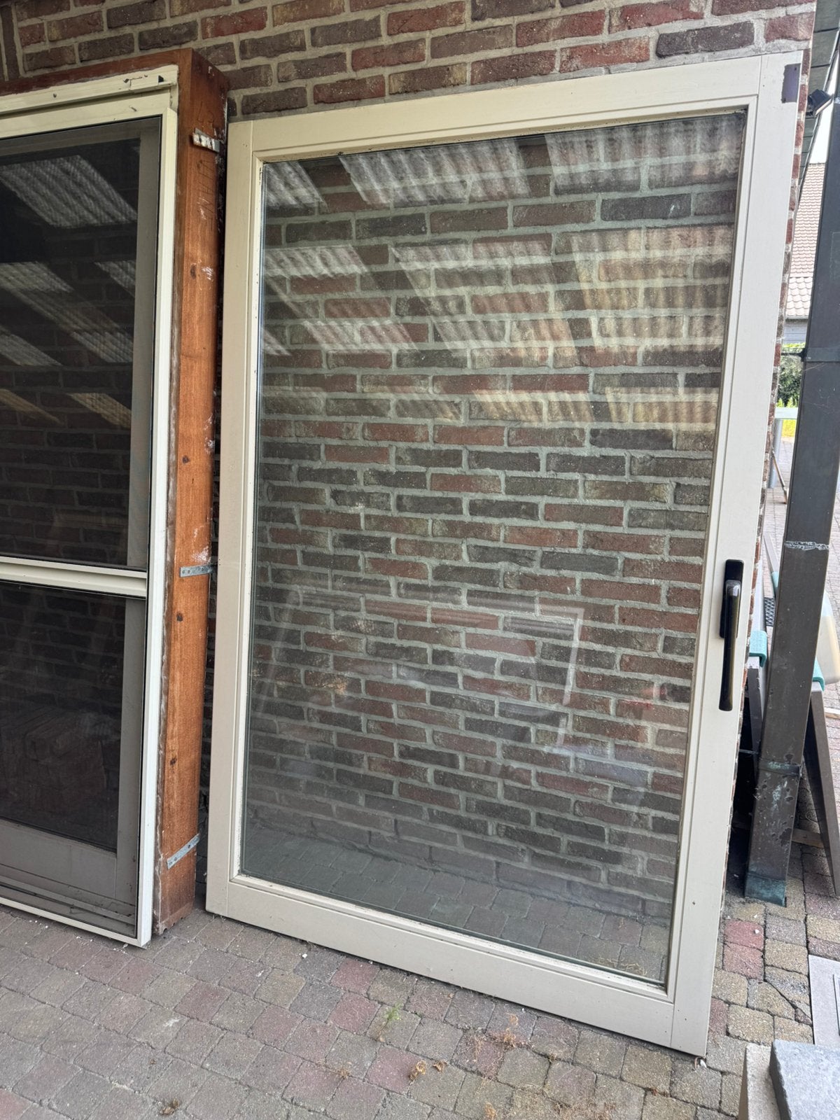 Houten schuifraam met vliegenraam – dubbel glas, Ophalen, Gebruikt, 225 cm of meer, Overige typen