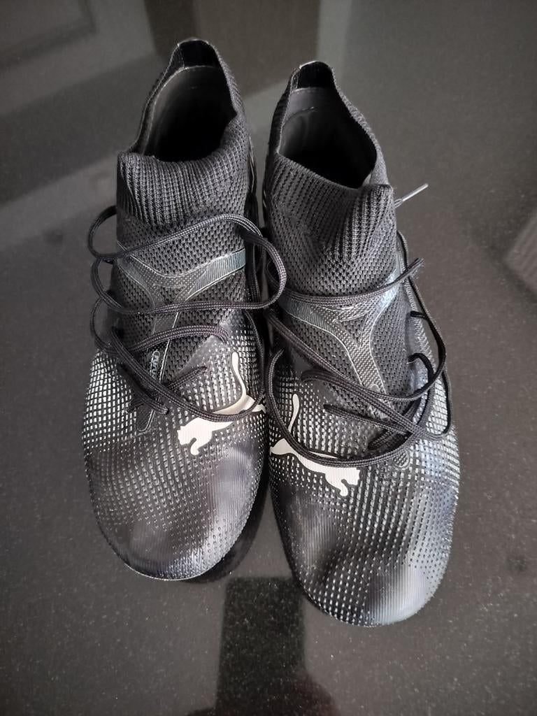 Voetbalschoenen Puma maat 40 1/2, Enlèvement