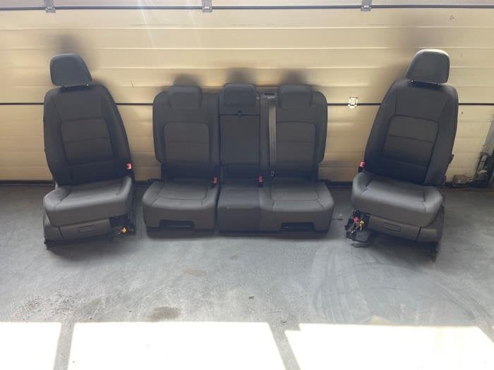 Kit revêtement (complet) d'un Volkswagen Golf Sportsvan, Autos : Pièces & Accessoires, Volkswagen, -, 3 mois de garantie, Utilisé