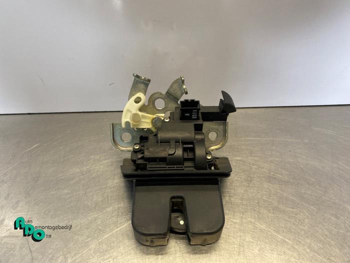 Mécanique de verrouillage hayon d'un Seat Ibiza (Ibiza 08-), -, 3 mois de garantie, Utilisé, -