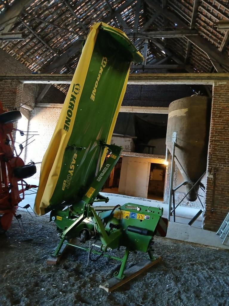 Faucheuse KRONE, Articles professionnels, Enlèvement