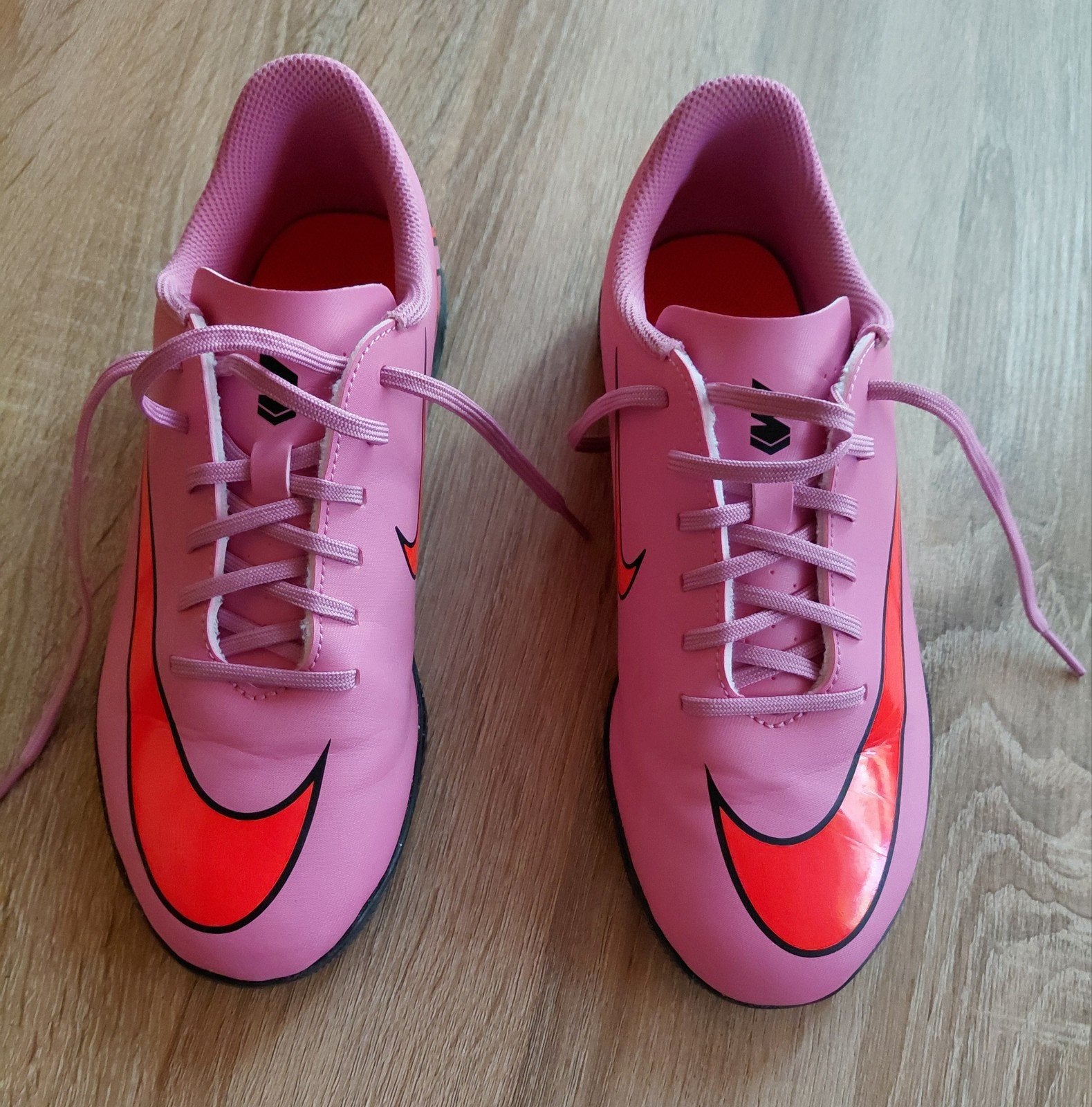 Chaussure de foot, Enlèvement, Comme neuf