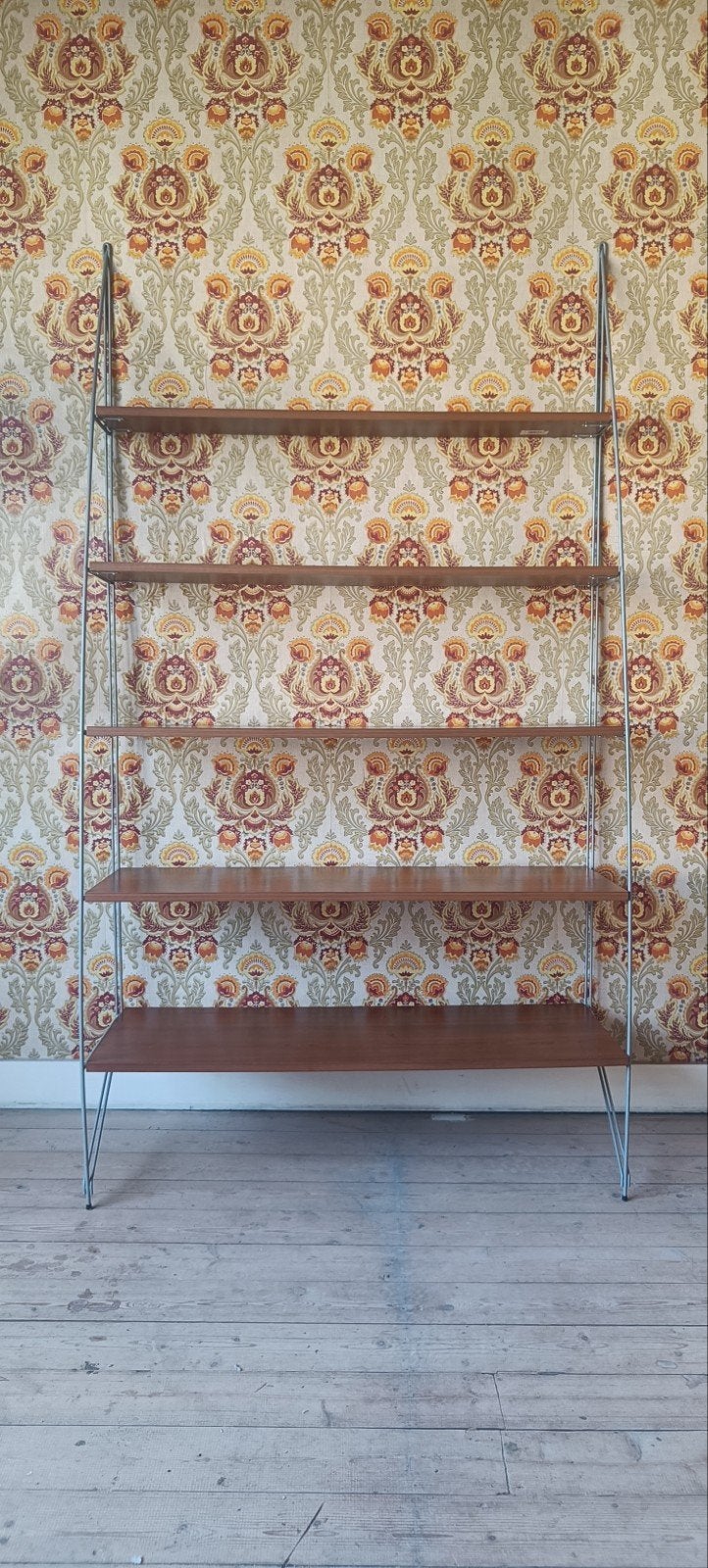 Niels Gammelgaard voor IKEA etagere, Ophalen