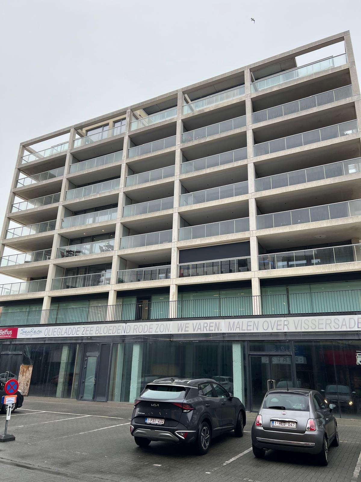 Oostende aan strand appartement met 1 slaapkamer., Immo, Maisons à vendre, Ostende, Jusqu'à 200 m², Appartement, Ventes sans courtier