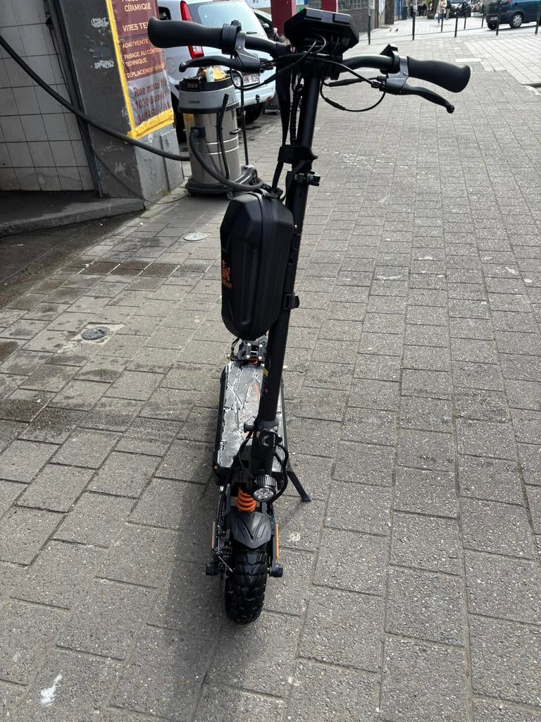 Kukirin g2 master, Fietsen en Brommers, Steps, Ophalen of Verzenden, Zo goed als nieuw