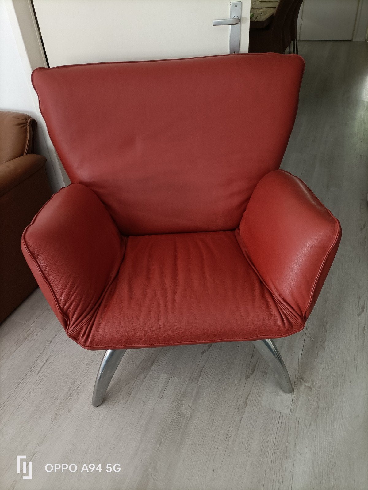 Leolux fauteuil, Ophalen