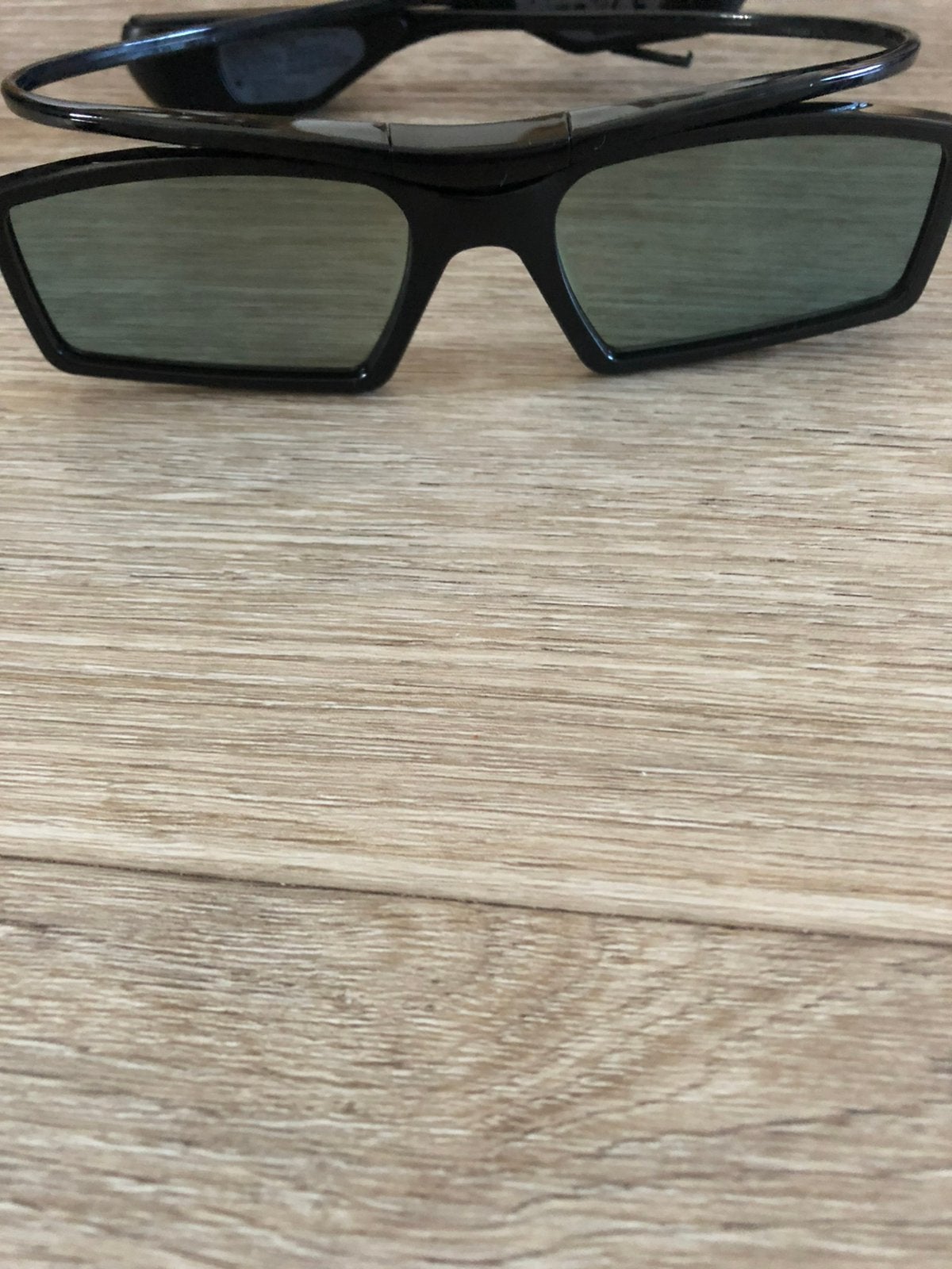 Te koop 3D brillen, Ophalen, Zo goed als nieuw