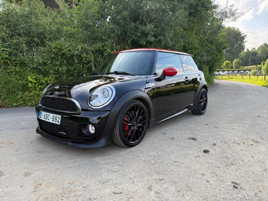 MINI John Cooper Works 1.6i/JCW/Stage1/241-cv/Pano/Akrapovič, Auto's, Voorwielaandrijving, 1610 kg, 4 cilinders, Zwart