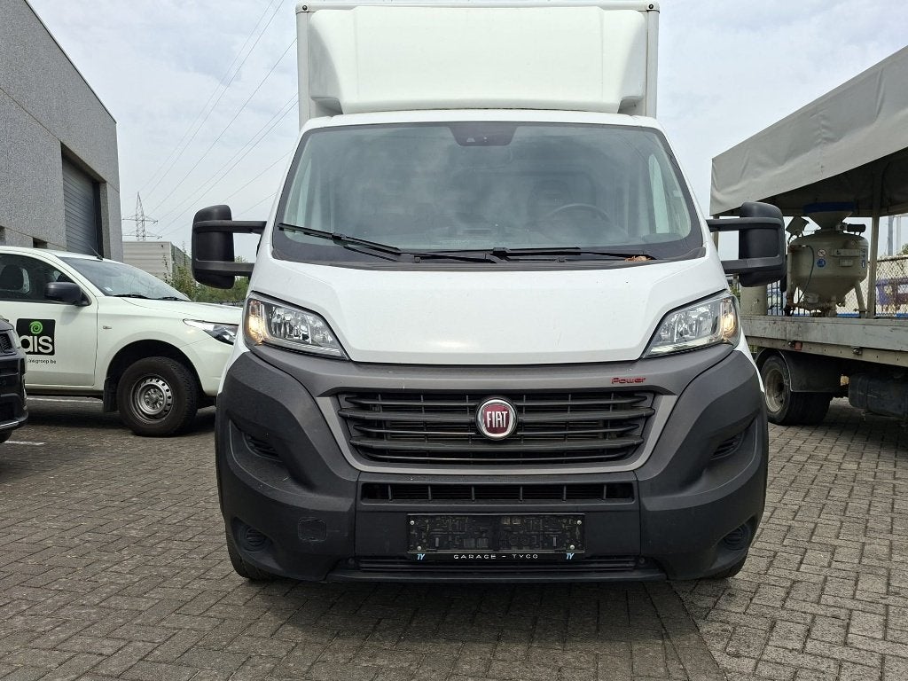 Fiat Ducato Maxi meubelbak met laadklep slechts 26.156 km, Autos, Achat, Entreprise, 3 places, Automatique