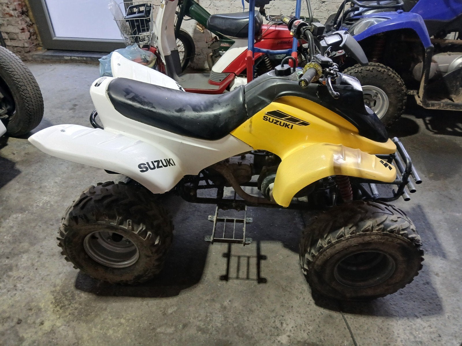 quad dinli 50 homologué !!, Motos, 1 cylindre, 49 cm³