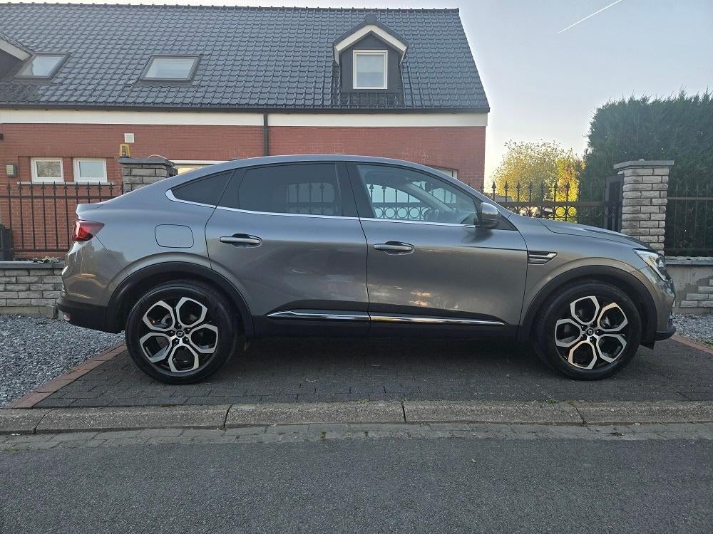 Renault Arkana E-Tech Hybrid Intens, Auto's, Leder en Stof, https://public.car-pass.be/vhr/14cd4b20-0259-4c9a-80a4-0667e23b5016