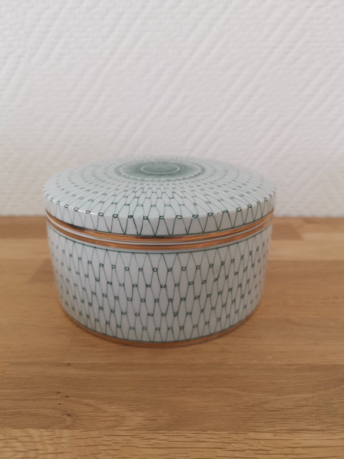 vintage porseleinen potje/bonbonnière, handgeschilderd, Enlèvement
