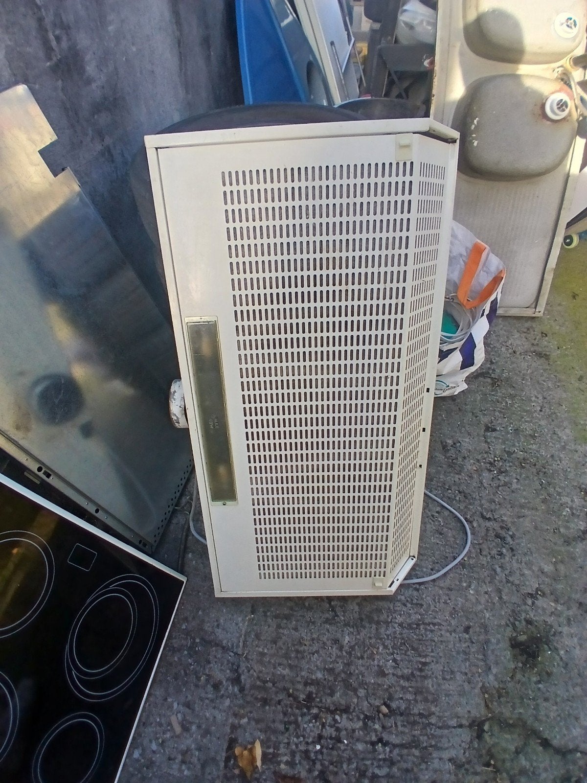 hote impec, Enlèvement ou Envoi, Moteur, Hotte murale, Moins de 200 m³/h