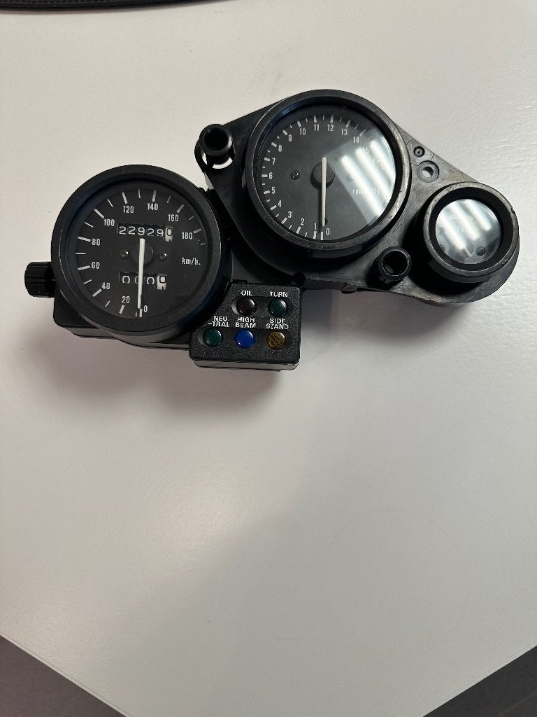 Dashboard van een Honda Vfr 400 R  NC 30, Motoren, Ophalen, Gebruikt