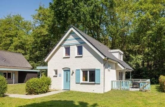 Verblijf 8p – Familie Resort De Tovertuin (data te kiezen), Tickets & Billets, Trois personnes ou plus, 2 nuitées
