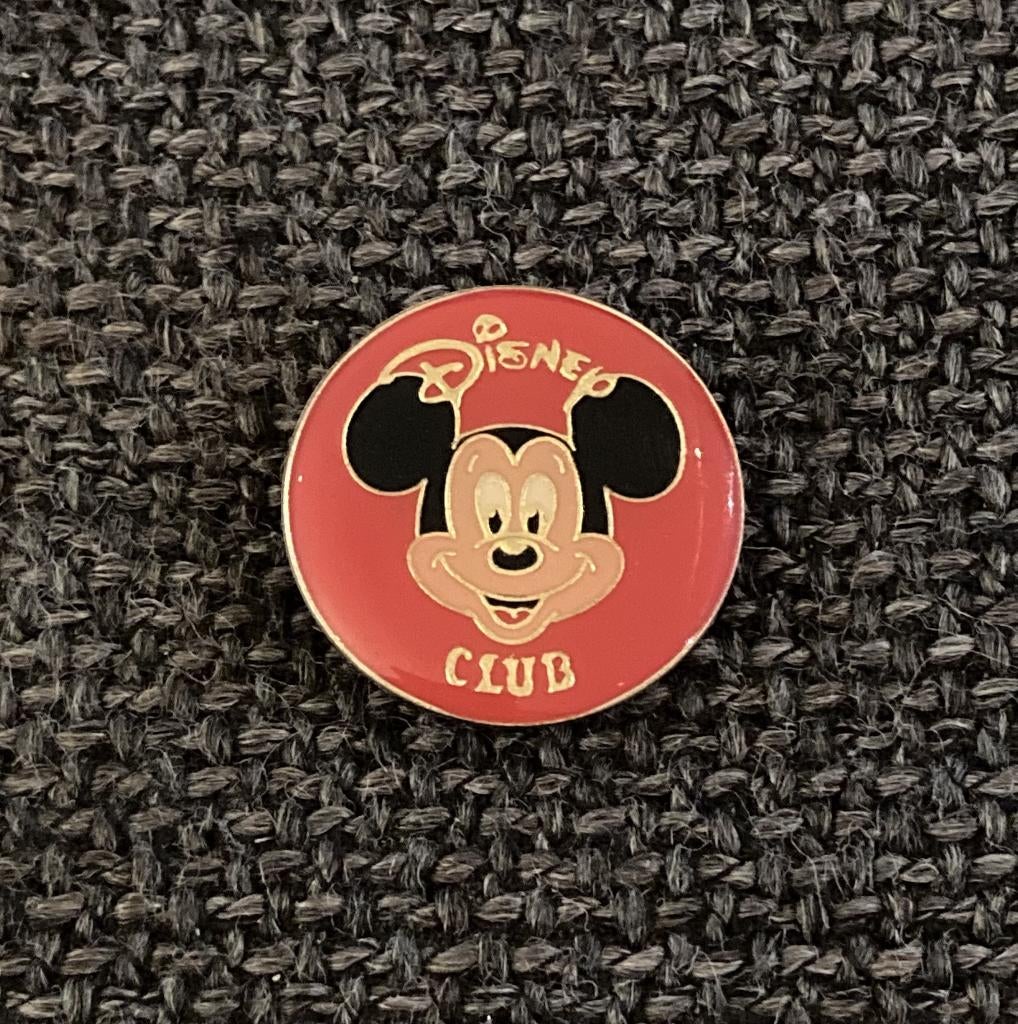 PIN - DISNEY CLUB - MICKEY MOUSE, Envoi, Utilisé, Figurine, Insigne ou Pin's