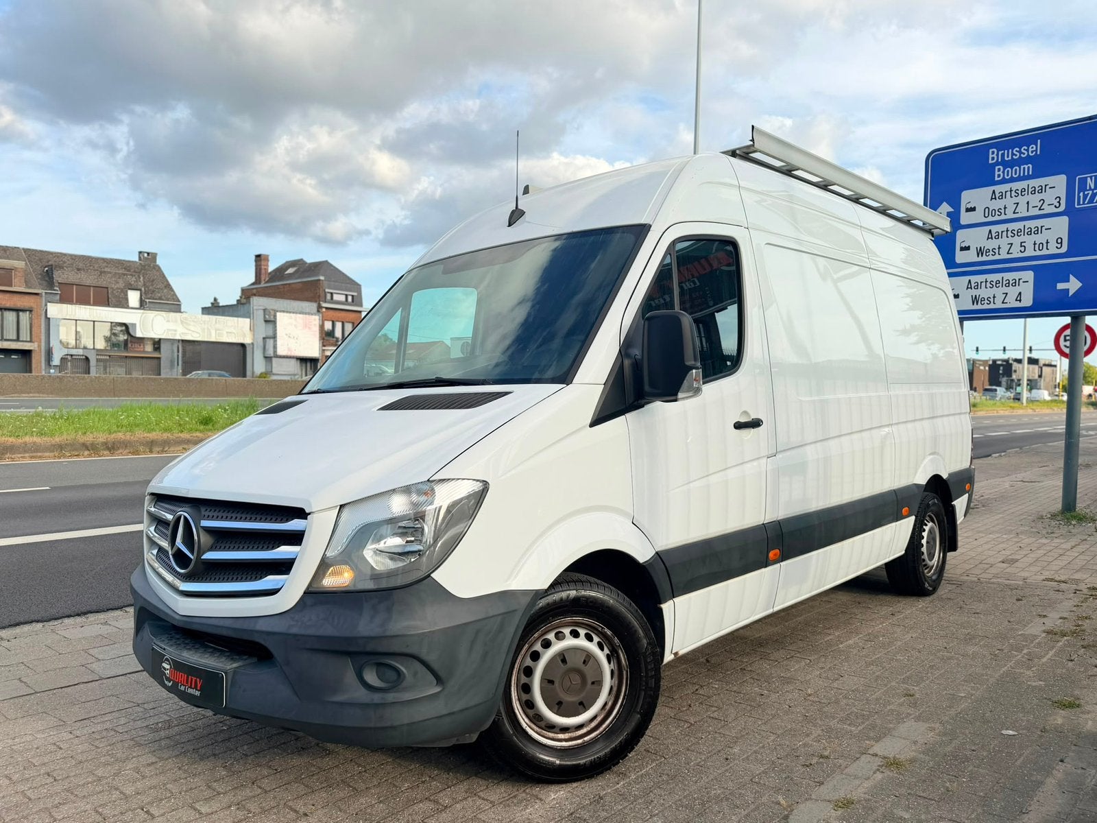 Mercedes Sprinter 314cdi L2H2 2017 176dkm 143pk Euro6b, Auto's, Voorwielaandrijving, Stof, Euro 6, Wit
