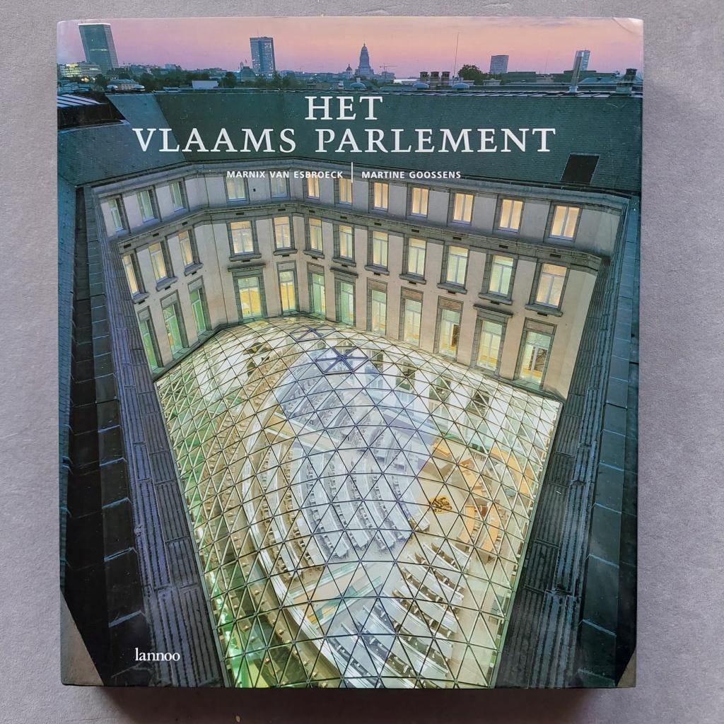 boek "Het Vlaams parlement", Van Esbroeck-Goossens, Neuf, Enlèvement ou Envoi, Politique, Diverse auteurs