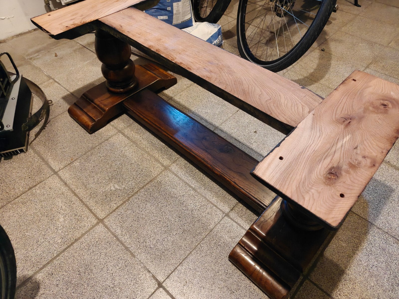 Oude volhouten tafelpoot 114cm x 51,5cm x 44,5cm, Ophalen