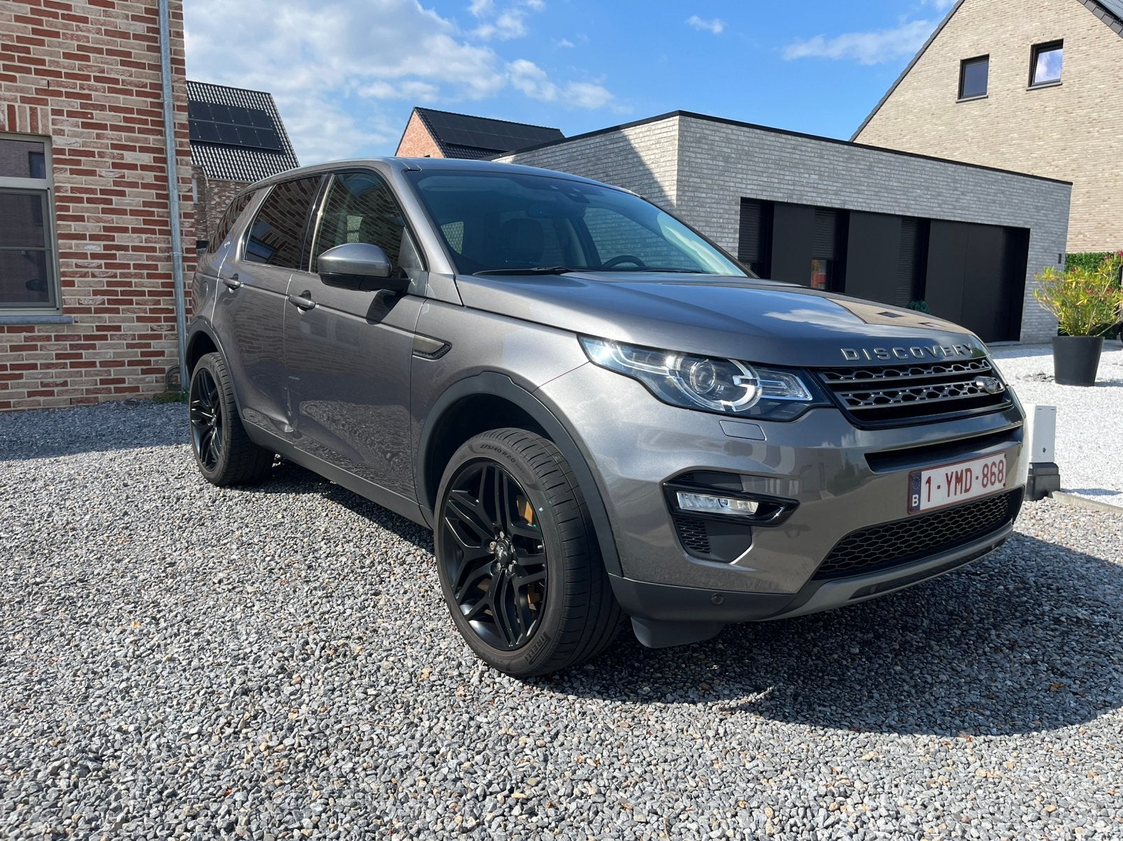Land Rover Discovery Sport 2.0D | Goed onderhouden, Autos, Land Rover, Euro 5, Achat, Boîte manuelle, Noir