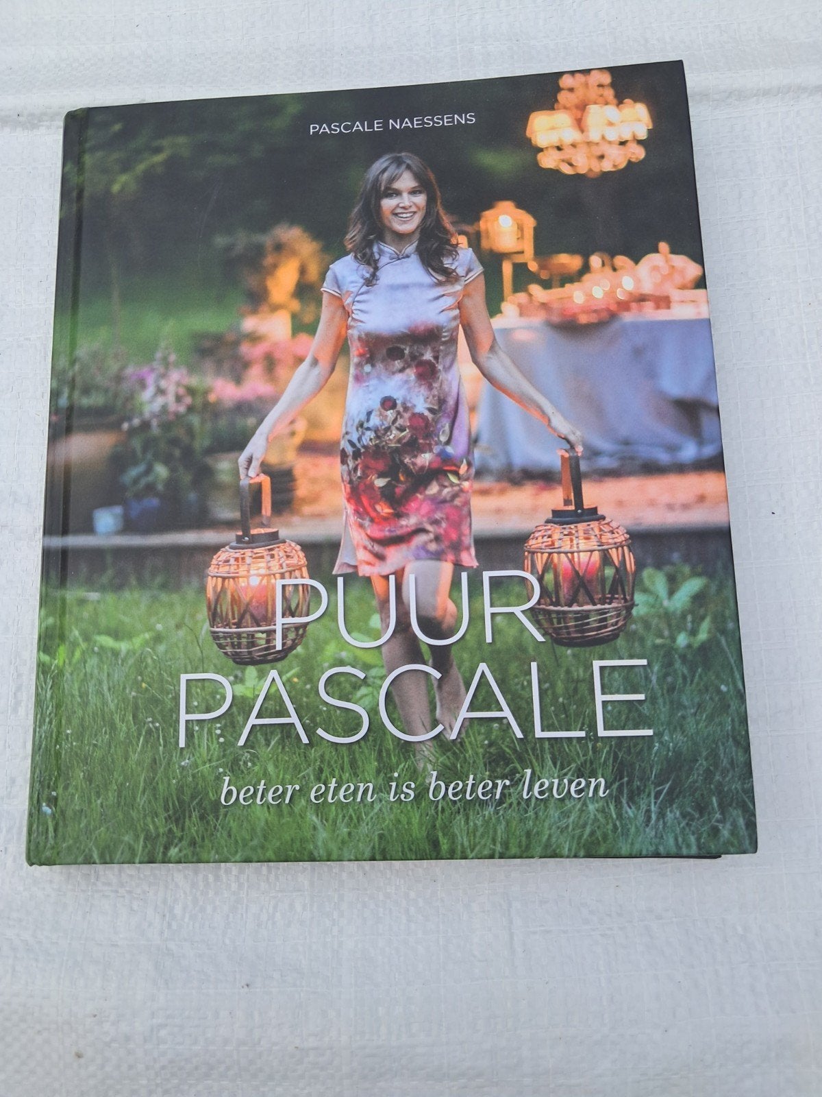 Puur Pascale Naessens nieuwe kookboek, Ophalen, Nieuw
