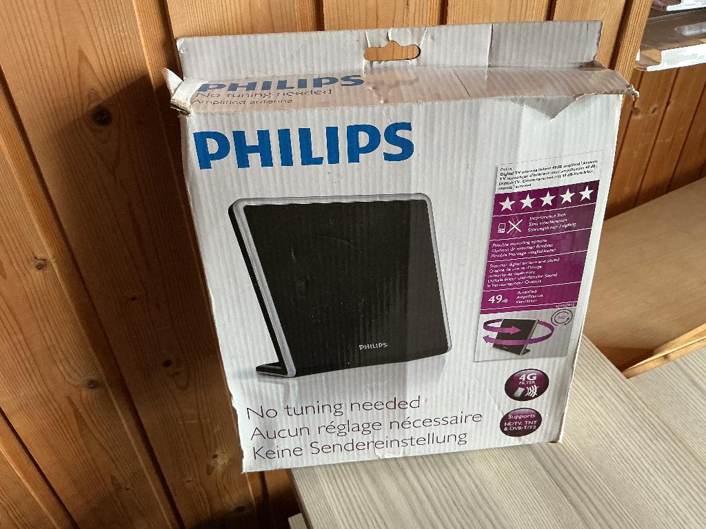 Philips SDV7220/12 Digitale Binnenantenne - 49 dB Versterkt, Electroménager, Réveils, Enlèvement