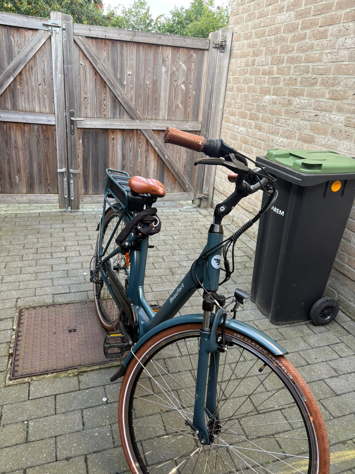 Beafort fiets te koop slechts 4 keer met gereden, Ophalen, Nieuw, Velgrem