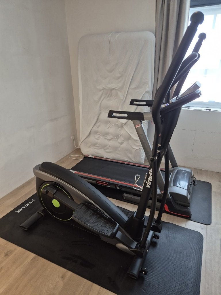 VirtuFit Crosstrainer iConsole Total Fit, Sports & Fitness, Appareils de fitness, Enlèvement, Vélo elliptique