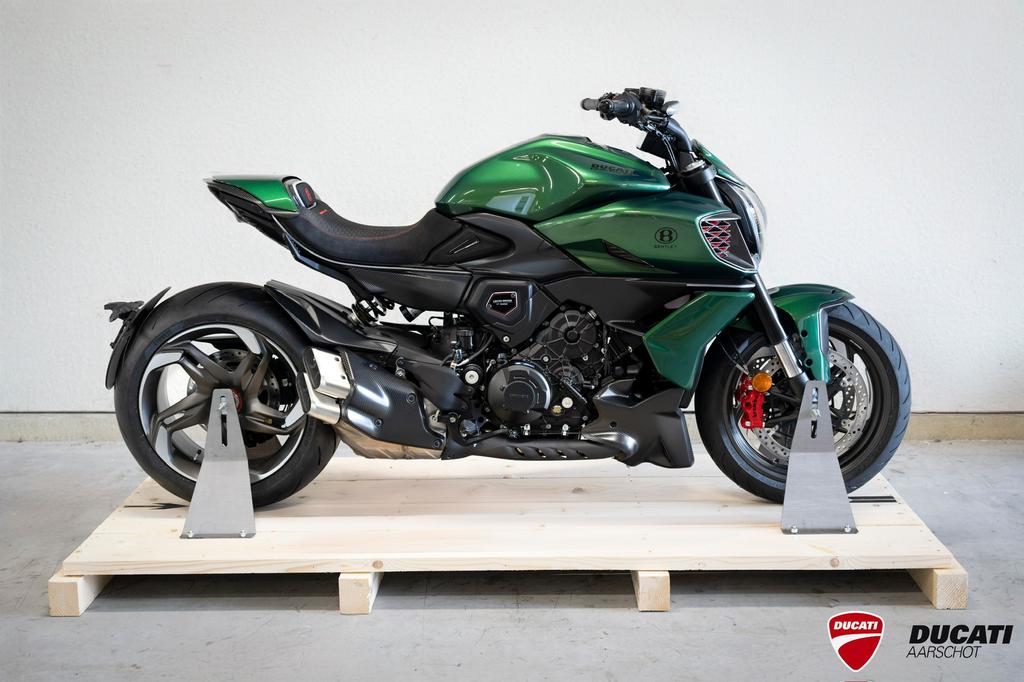 Ducati Diavel V4 Bentley (new), Motoren, Bedrijf