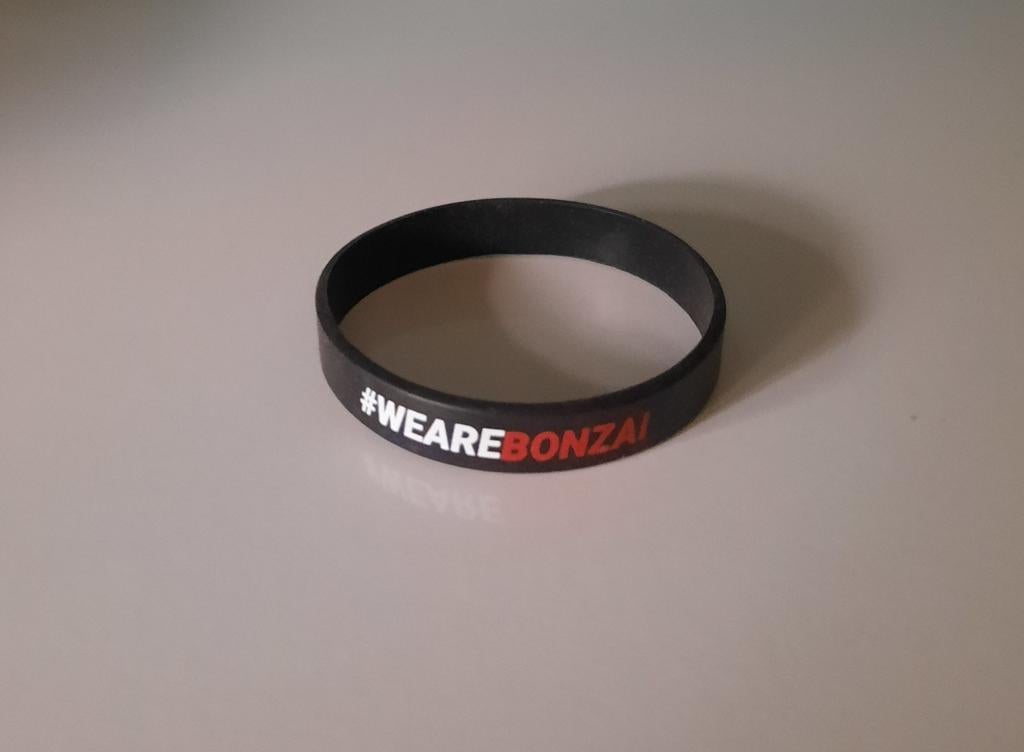 Bonzai polsbandje, Ophalen of Verzenden, Zo goed als nieuw, Zwart, Elastiek
