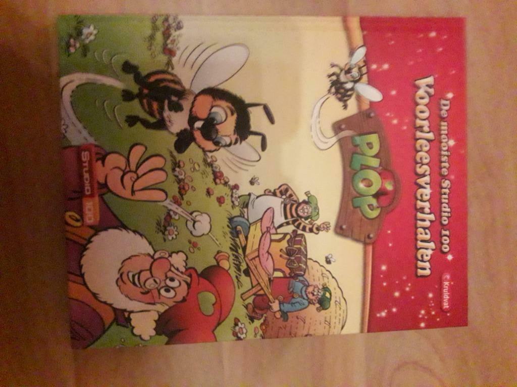 Voorleesverhalen van Plop, Ophalen of Verzenden, Zo goed als nieuw, Jongen of Meisje, Voorleesboek