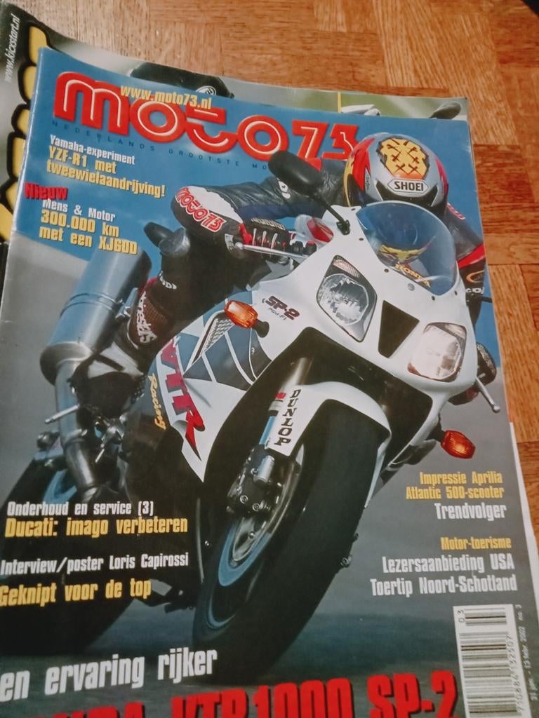 Doos vol motor tijdschriften, Ophalen