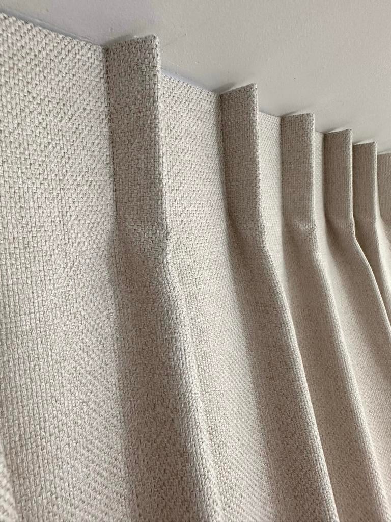 Rideaux de luxe beiges NEUFS plusieurs paires 6m de large, Neuf