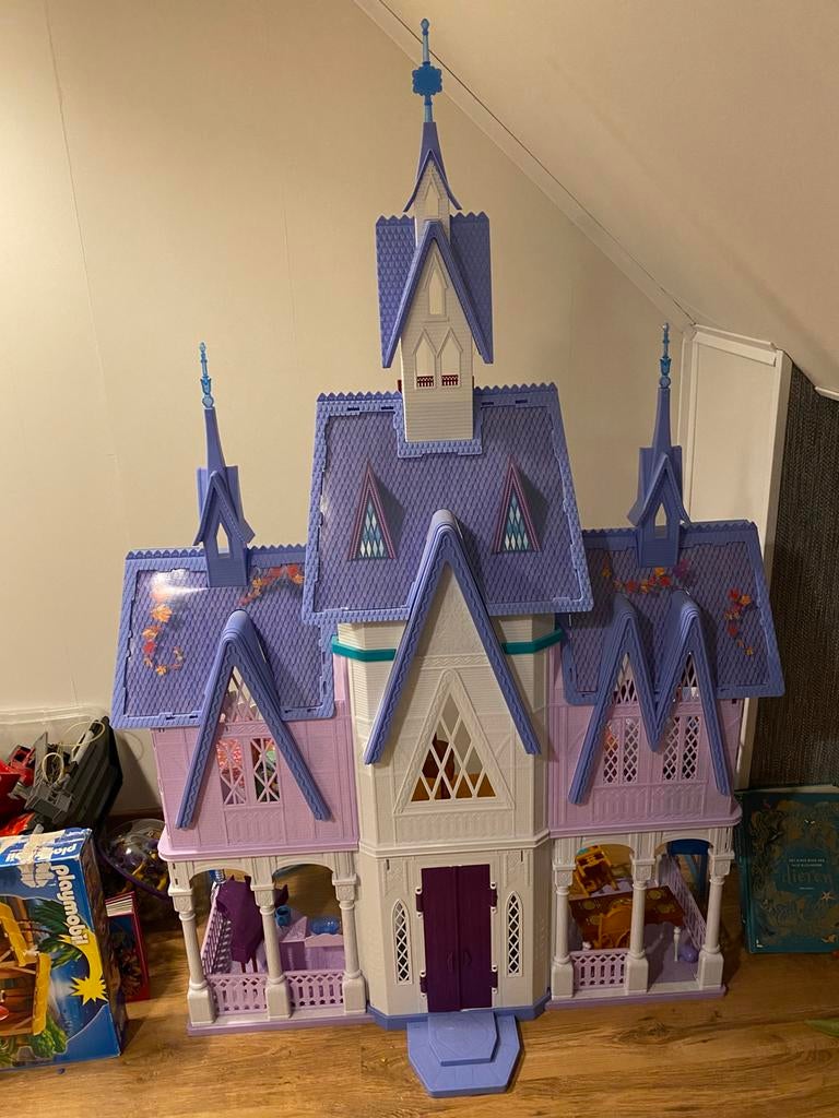 Kasteel frozen, Kinderen en Baby's, Ophalen, Gebruikt, Accessoires