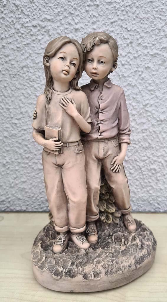 Madrigale Collection made in Italy - beeld van jongen&meisje, Ophalen, Zo goed als nieuw