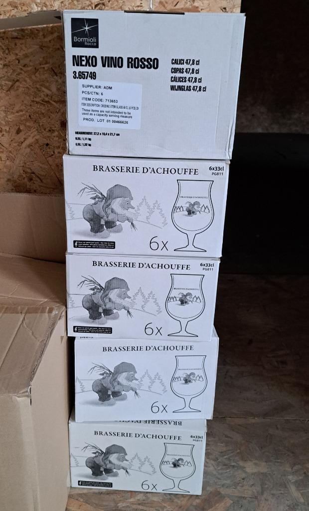48 glazen Liefmans, Vedett ..., Ophalen