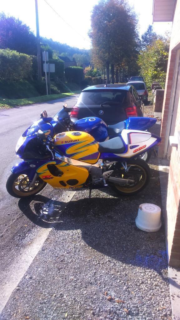 Gsxr serie corona alstar, Motos, Plus de 35 kW, Super Sport, Particulier, 4 cylindres
