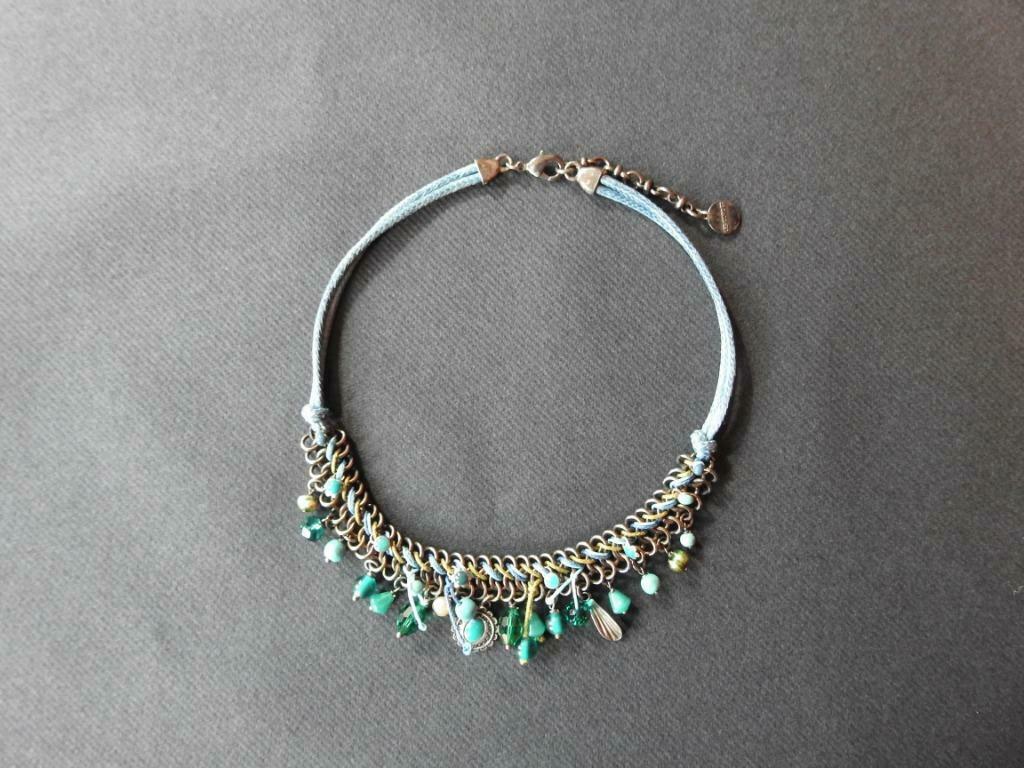 Blauwe halsketting van Les Cordes, Handtassen en Accessoires, Overige materialen, Blauw, Ophalen of Verzenden, Verstelbaar
