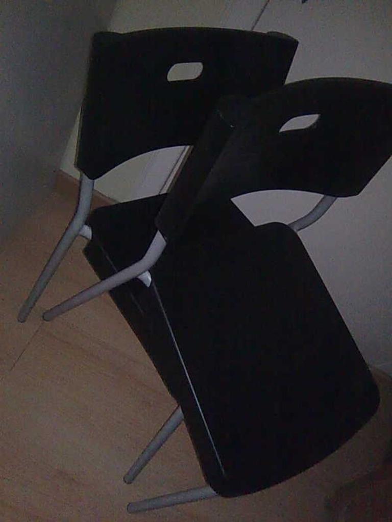 2 chaises noires, Maison & Meubles, Chaises, Enlèvement, Neuf