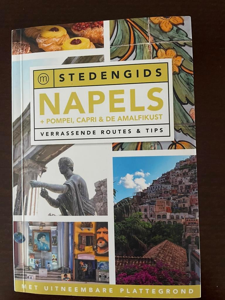 M STEDENTRIP; NAPELS, Boeken, Ophalen, Zo goed als nieuw