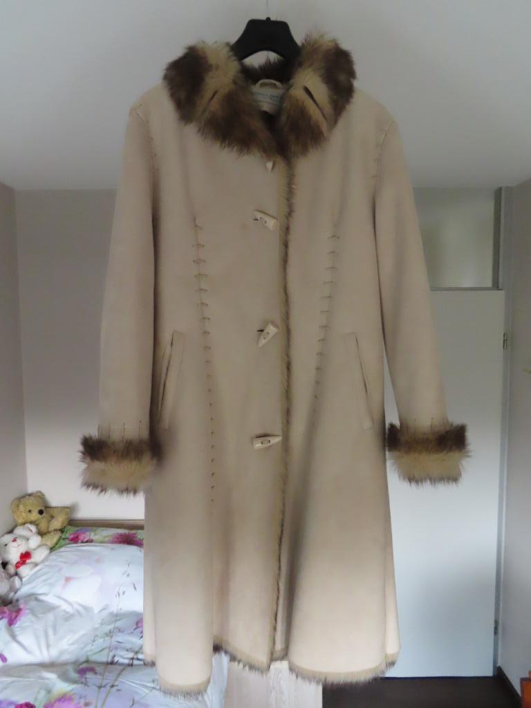 Cape (hiver), Vêtements | Femmes, Vestes | Hiver, Comme neuf, Taille 38/40 (M), Beige, Enlèvement