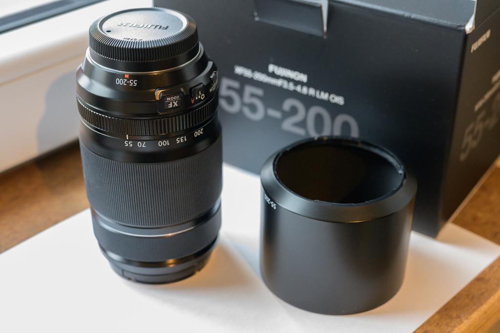 Fujinon XC 55-200mm f/3.5-4.8 IS, Ophalen, Zo goed als nieuw, Telelens
