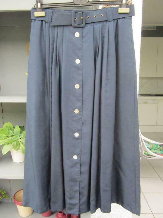 Jupe mi-longue boutonnée, Vêtements | Femmes, Enlèvement ou Envoi, Porté, Taille 42/44 (L)