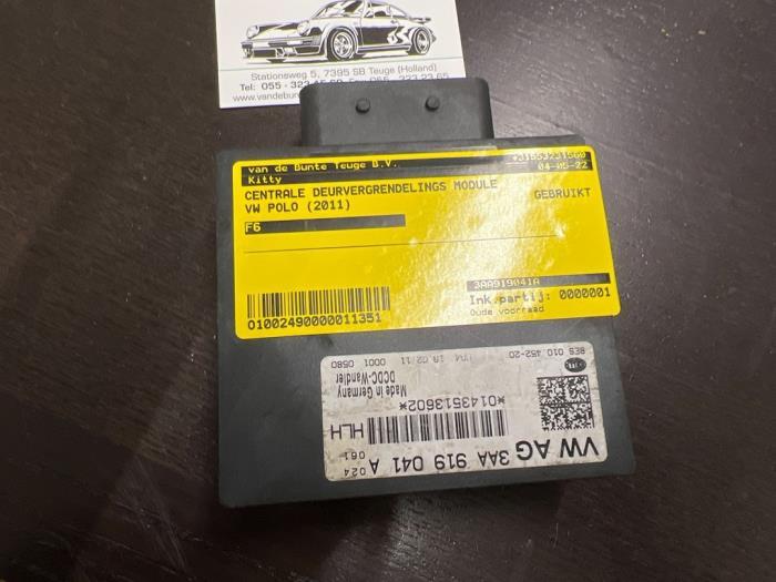 Centrale Deurvergrendelings Module van een Volkswagen Polo, Ophalen of Verzenden, 3 maanden garantie, Gebruikt