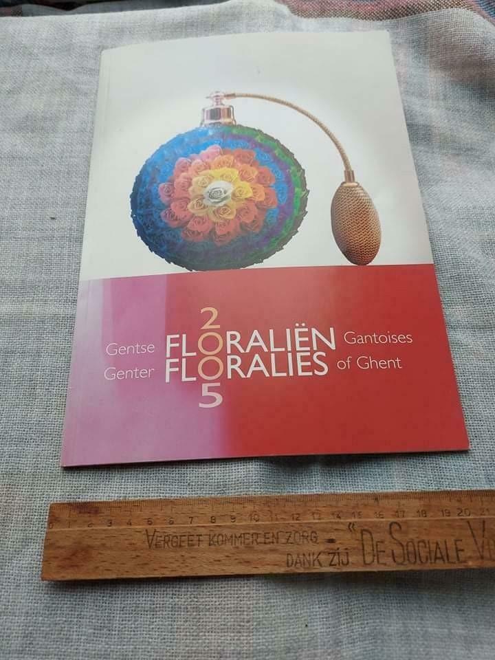 Boekje floraliën Gent - 2005, Boeken, Ophalen of Verzenden, Zo goed als nieuw
